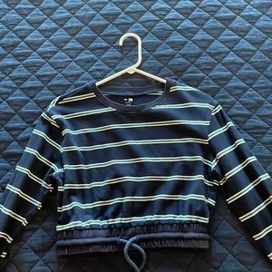 Striped cropped tie crewneck